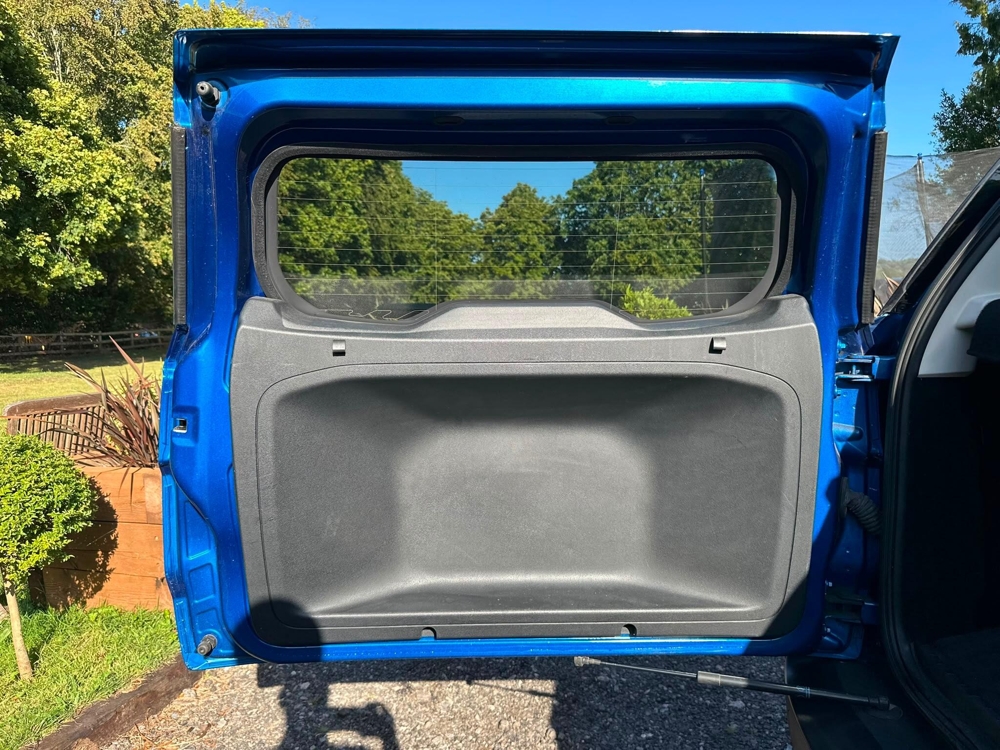 Ford Ecosport view 38