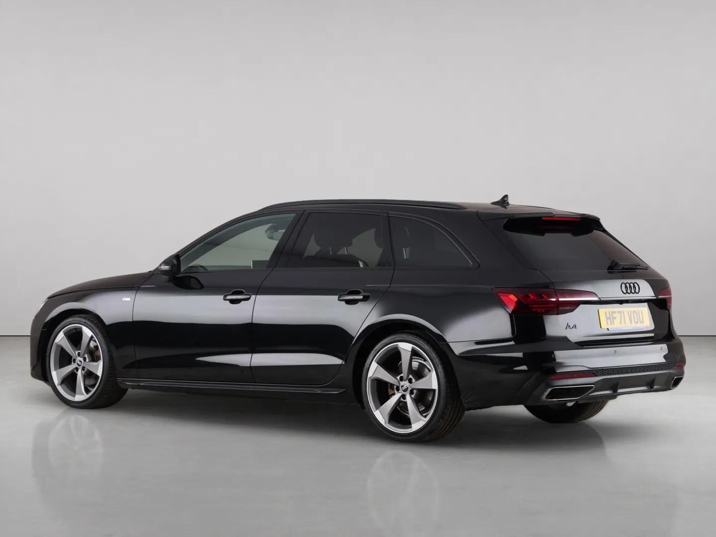 Audi A4 view 8