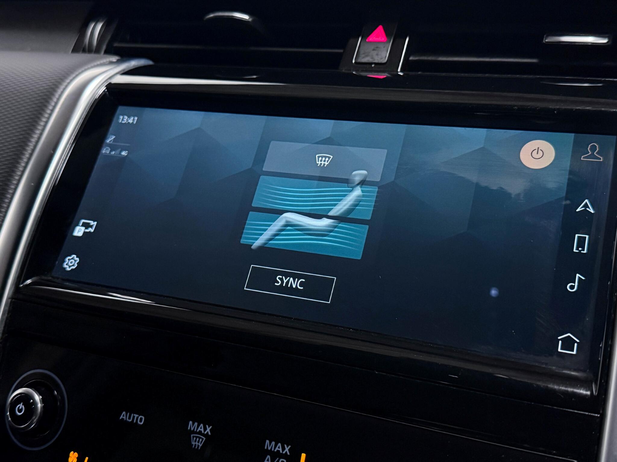 Land Rover Discovery Sport view 59