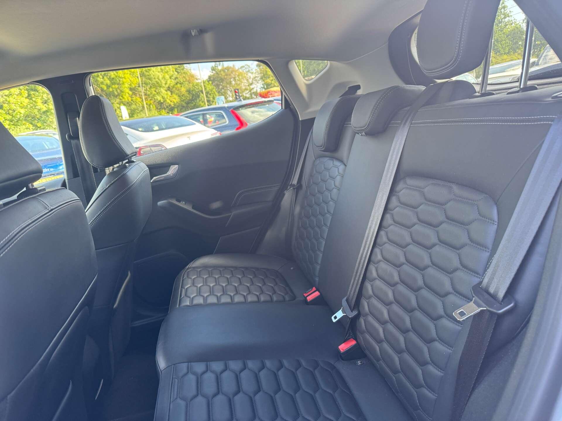 Ford Fiesta view 18