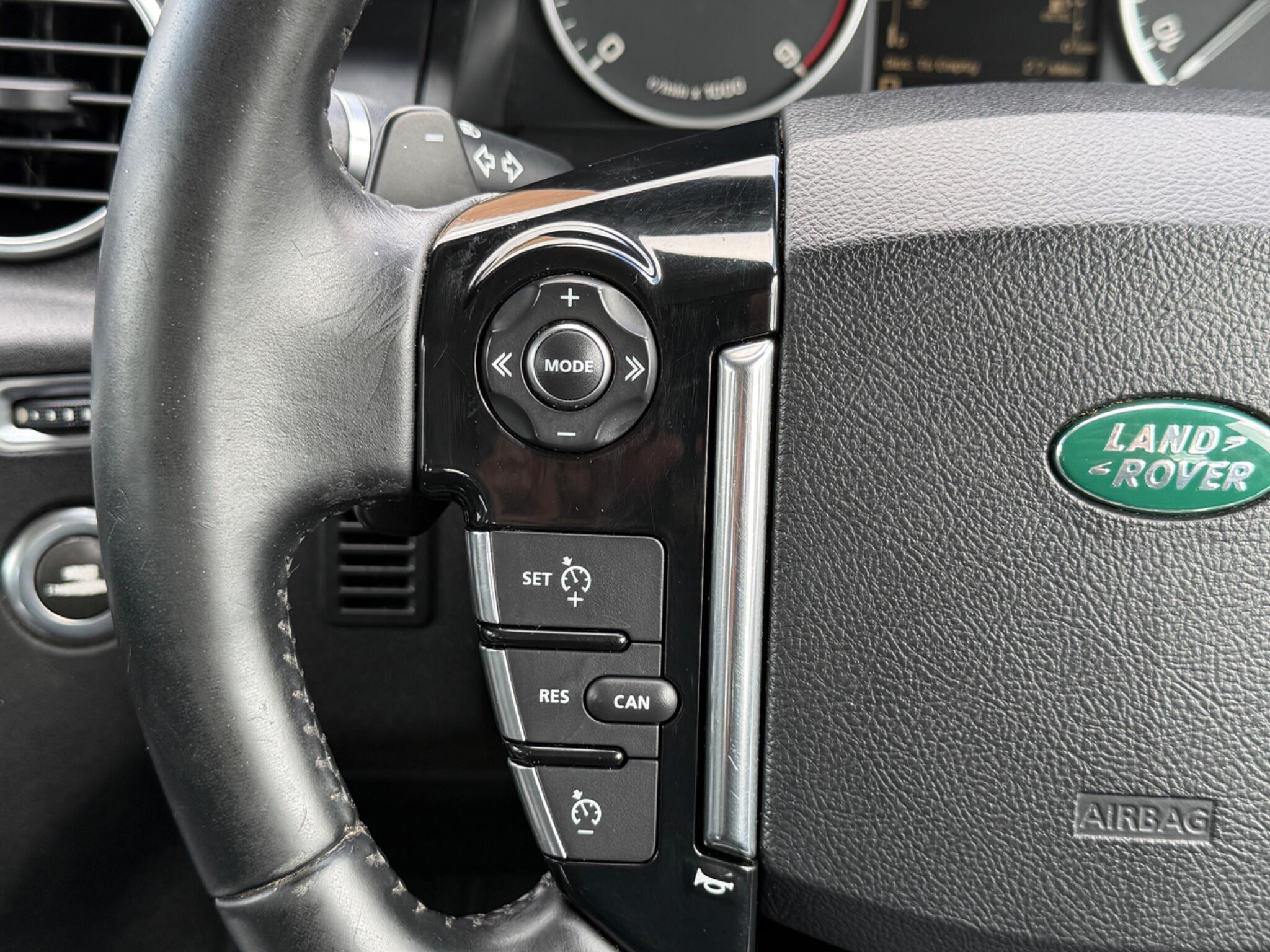 Land Rover Discovery view 25