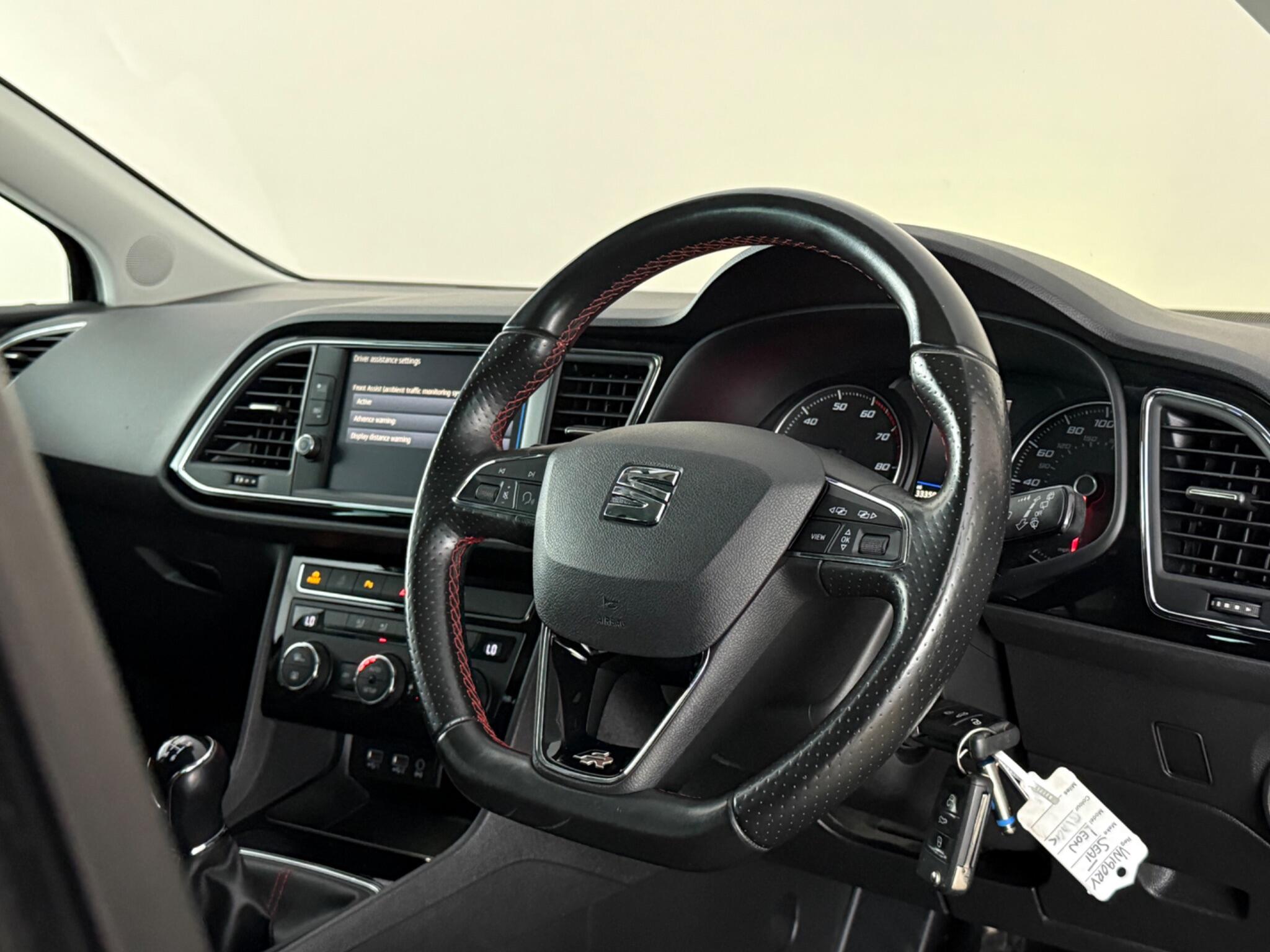 Seat Leon view 3