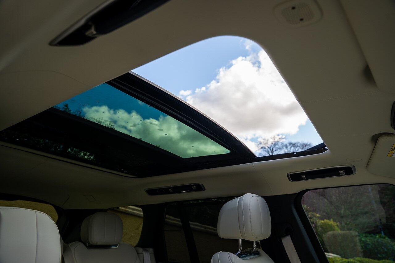 Land Rover Range Rover view 45