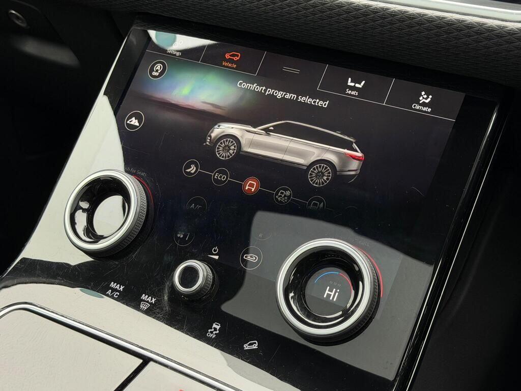 Land Rover Range Rover Velar view 36