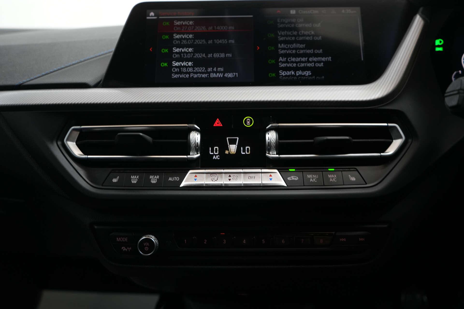BMW 1 Series view 33