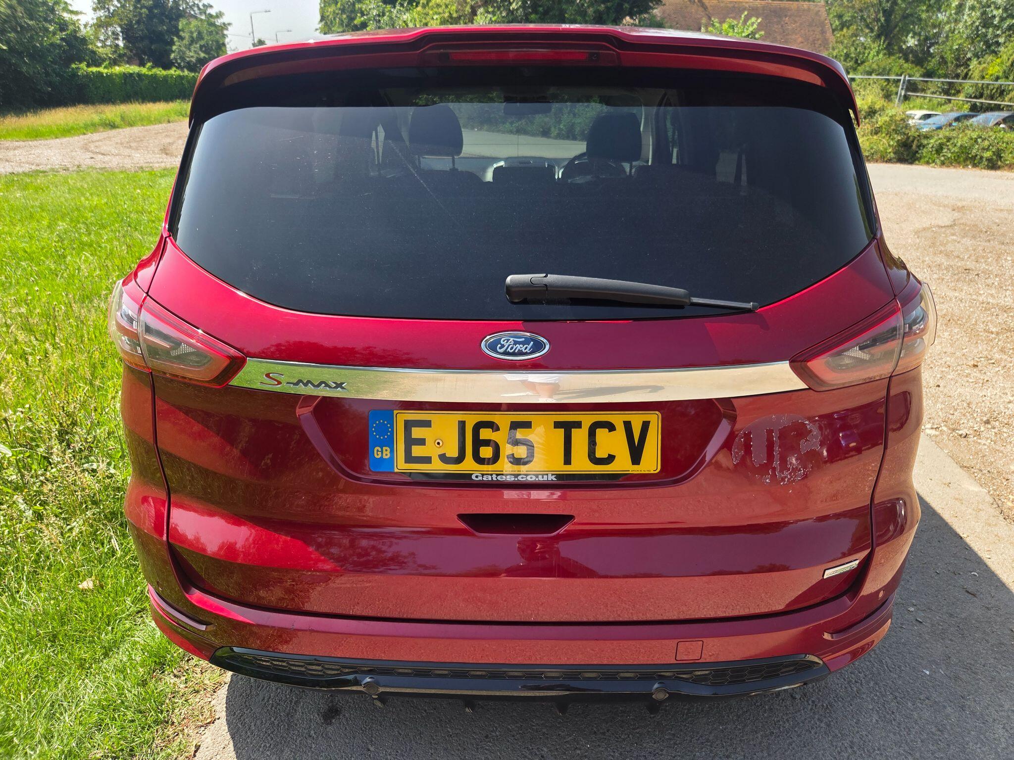 Ford S-Max view 8