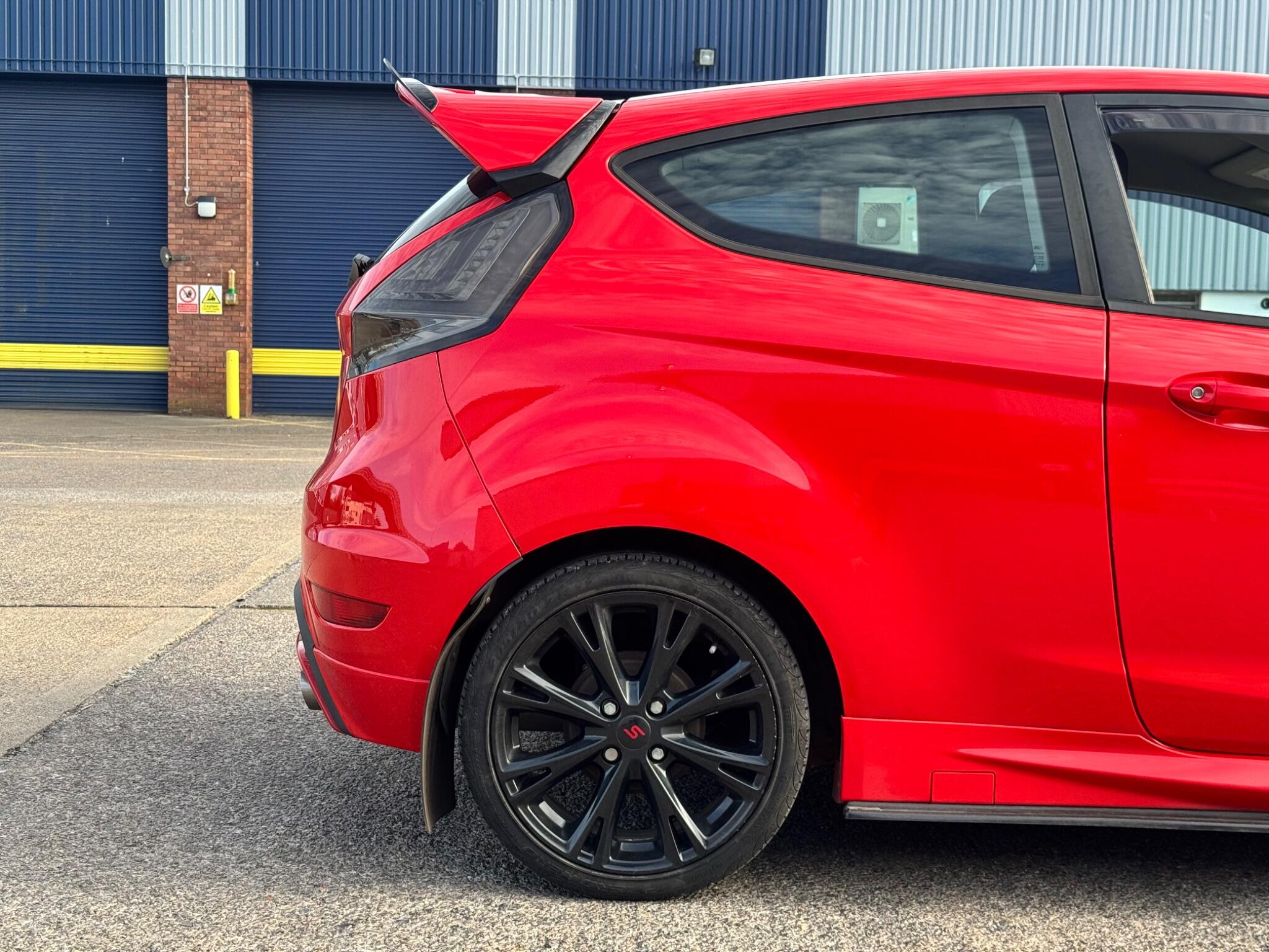Ford Fiesta view 37