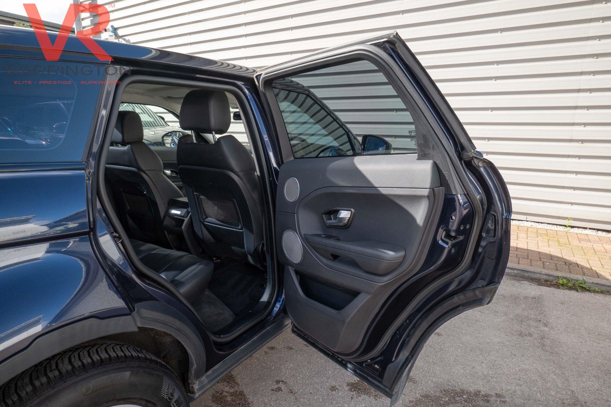 Land Rover Range Rover Evoque view 18