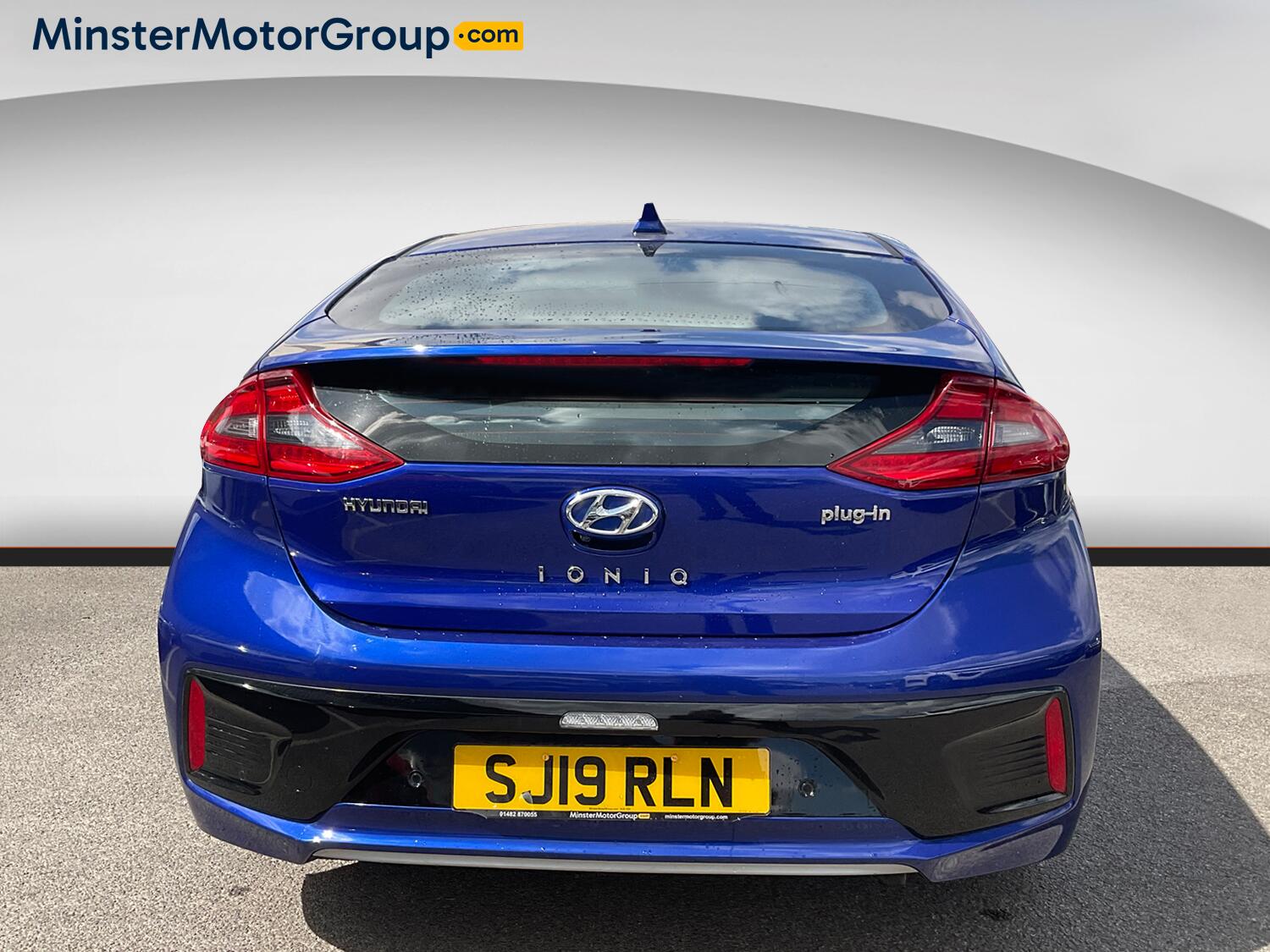 Hyundai Ioniq view 3