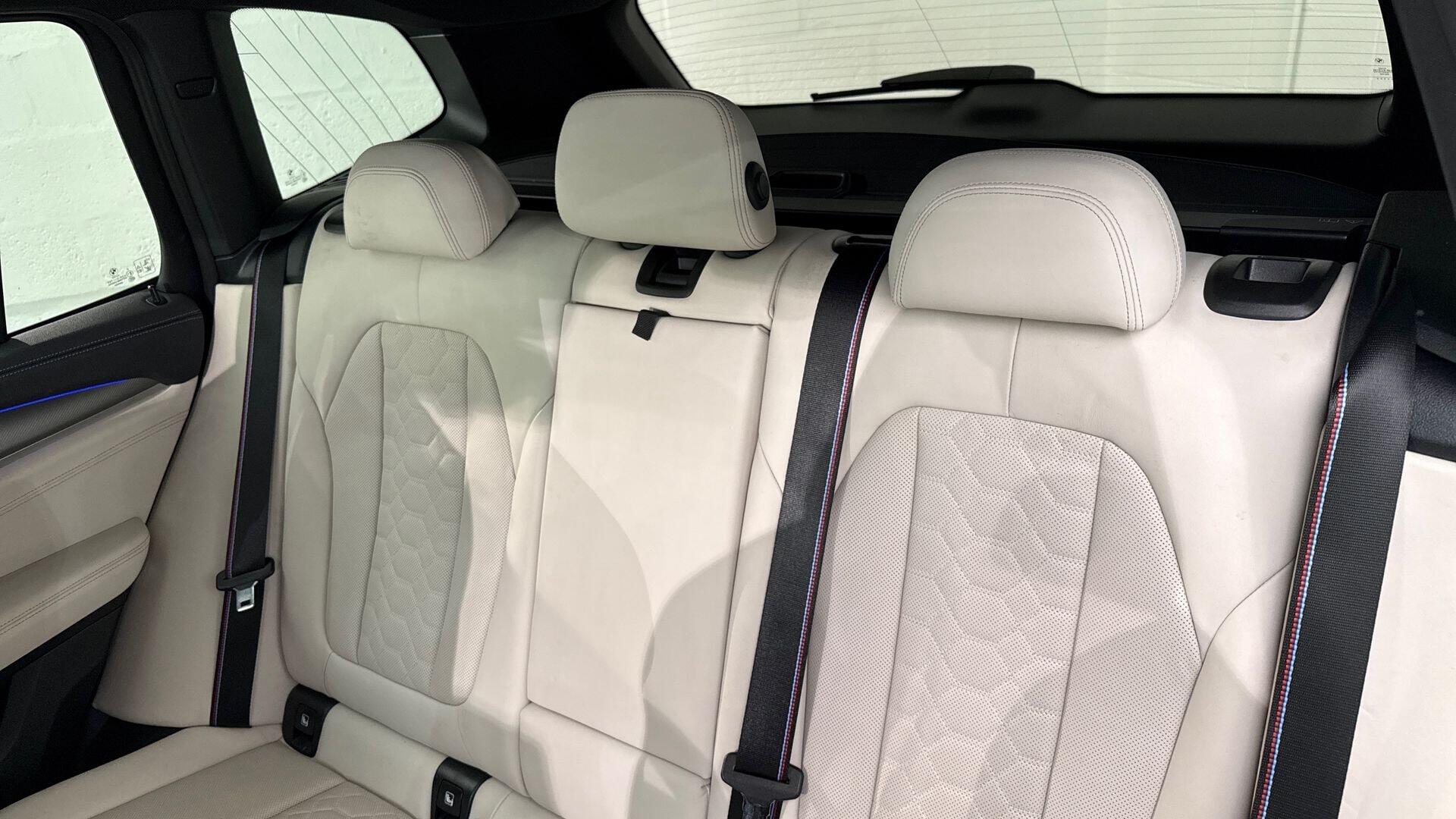 BMW X3 M view 12