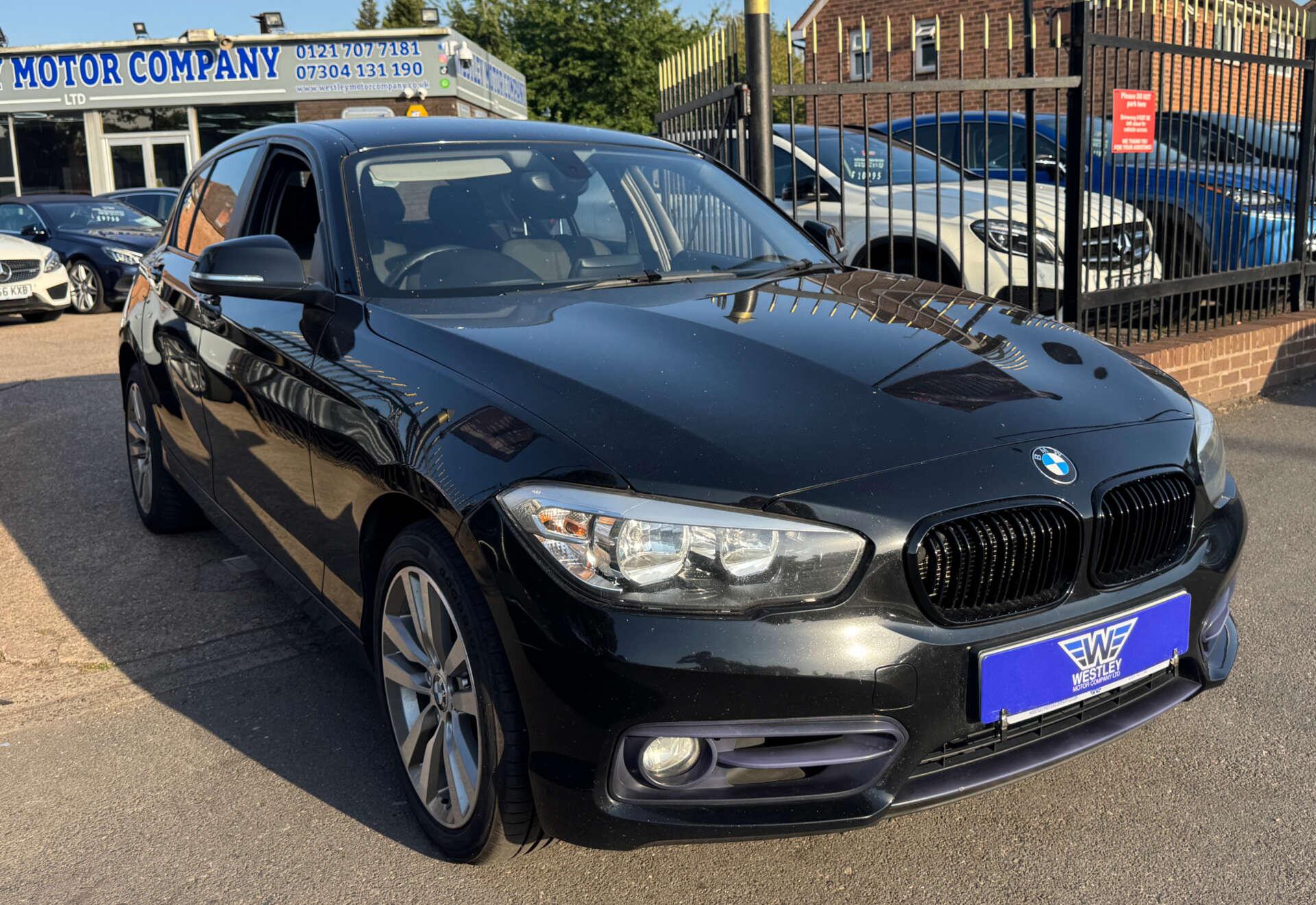 BMW 1 Series view 4