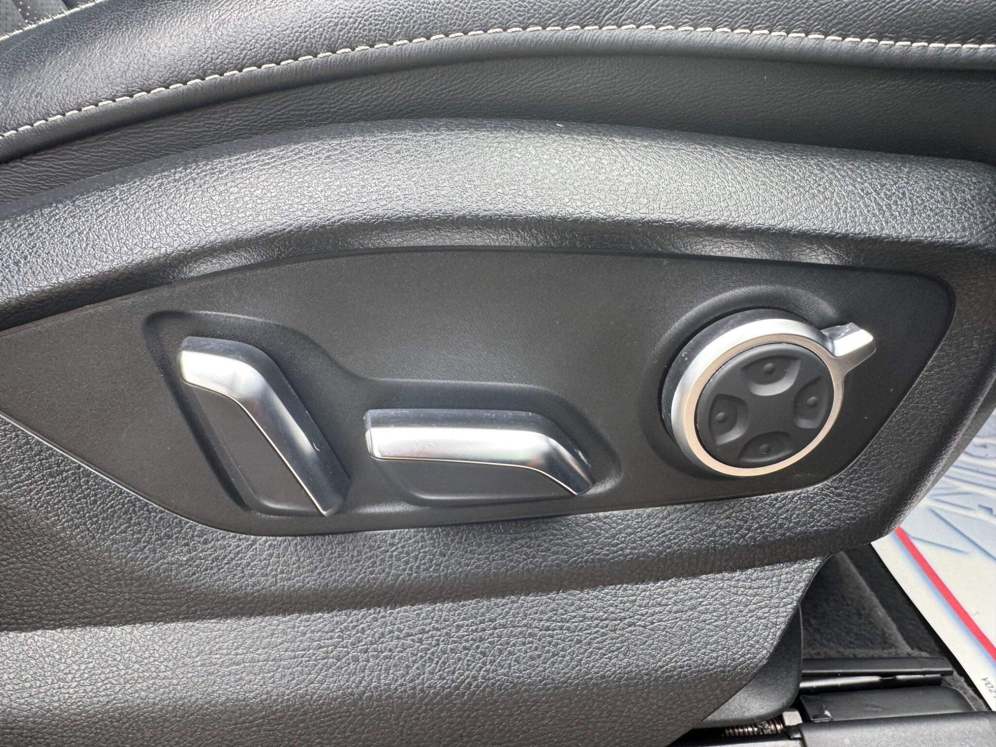 Audi Q7 view 65