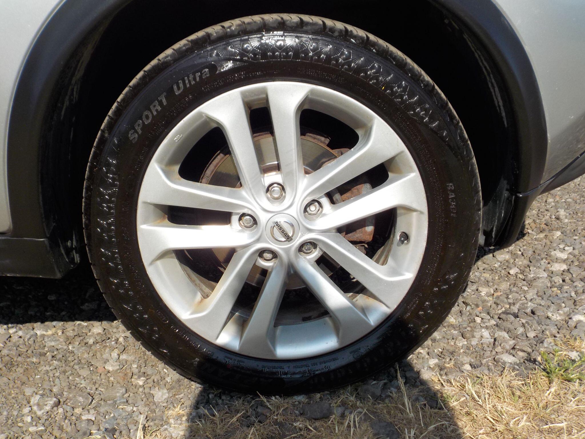 Nissan Juke 1.6 Acenta Premium Euro 5 (s/s) 5dr