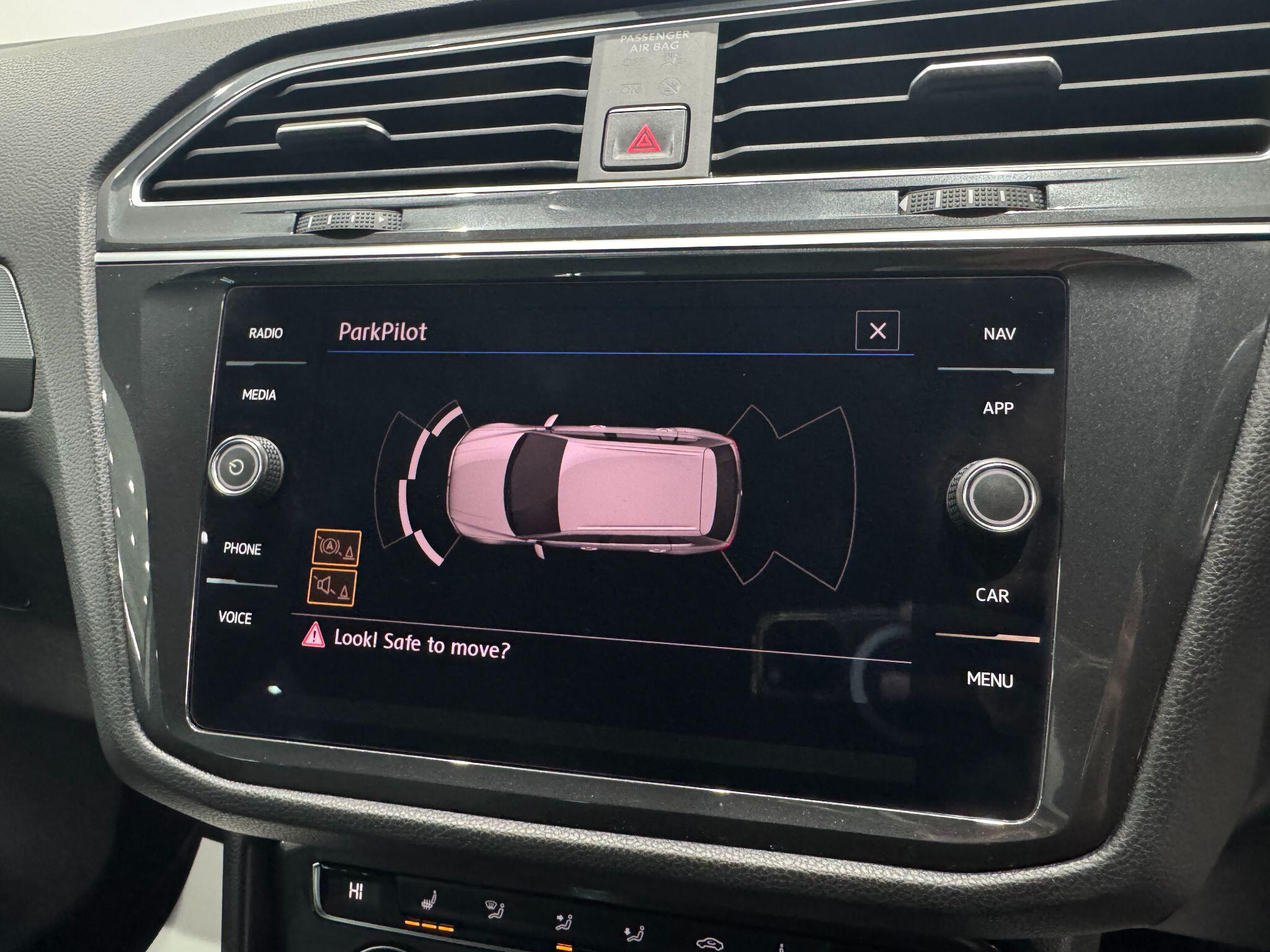 Volkswagen Tiguan view 42