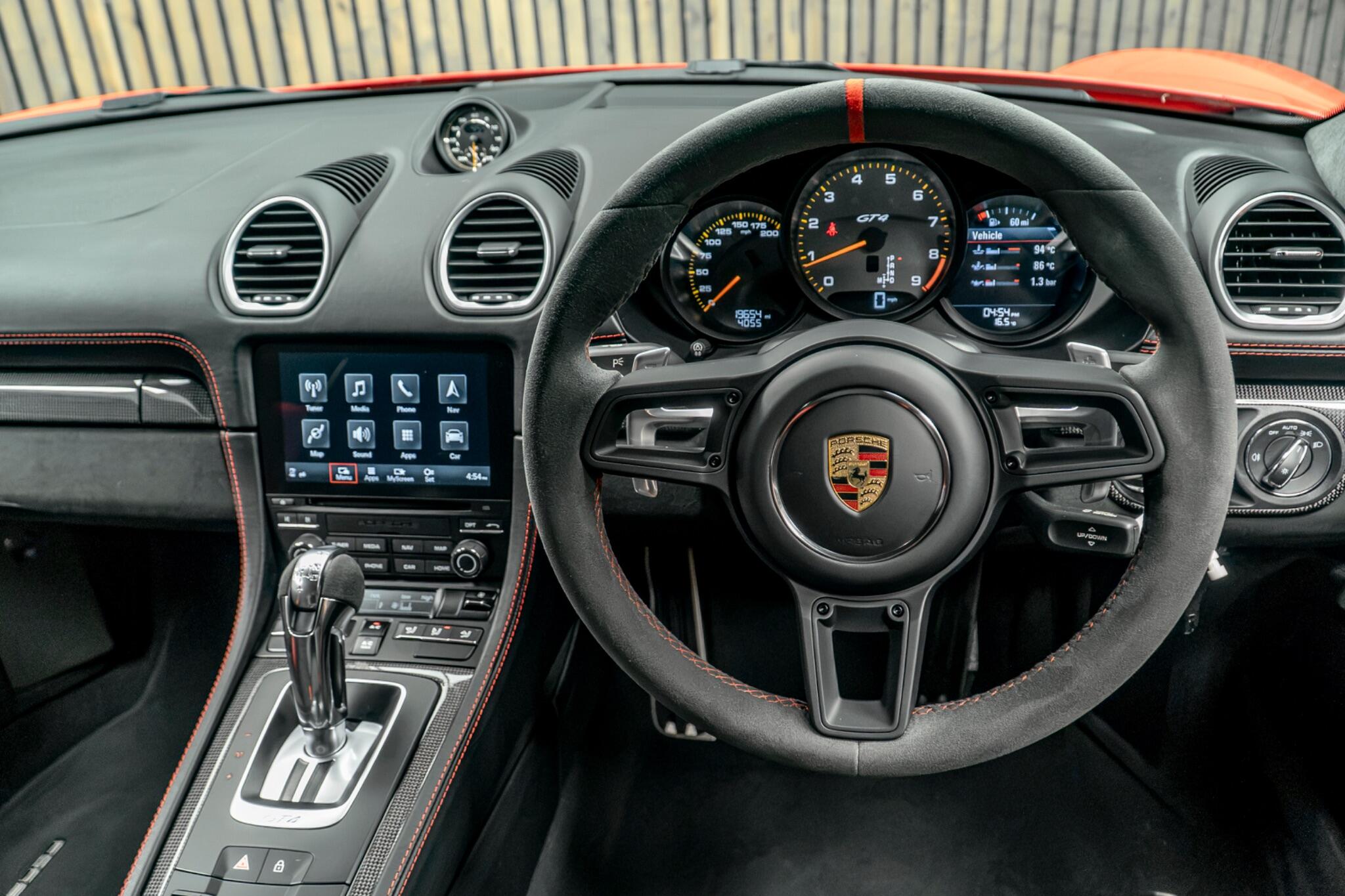 Porsche Cayman view 27