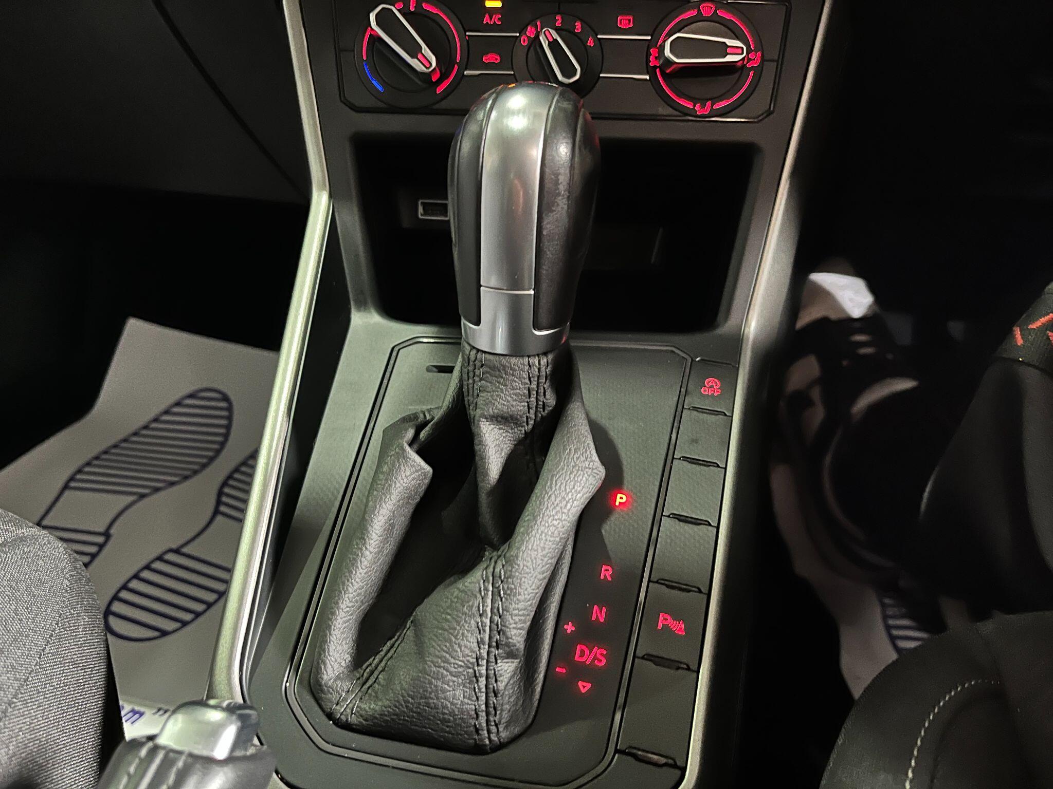 Volkswagen Polo view 35