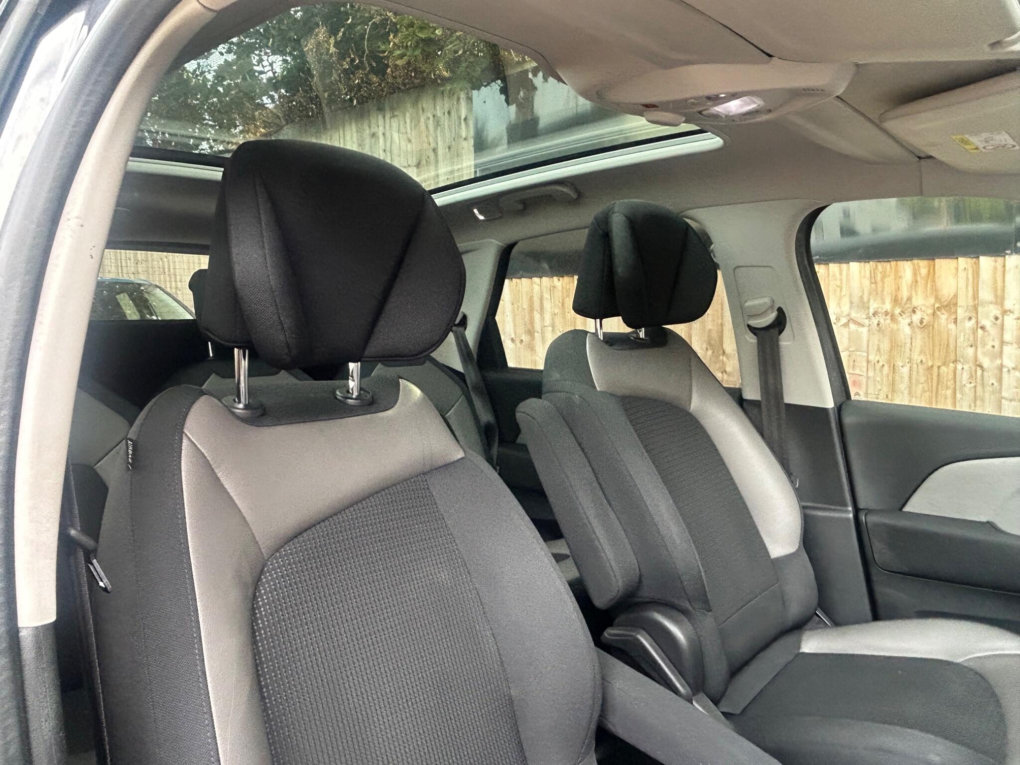 Citroen C4 Spacetourer view 34