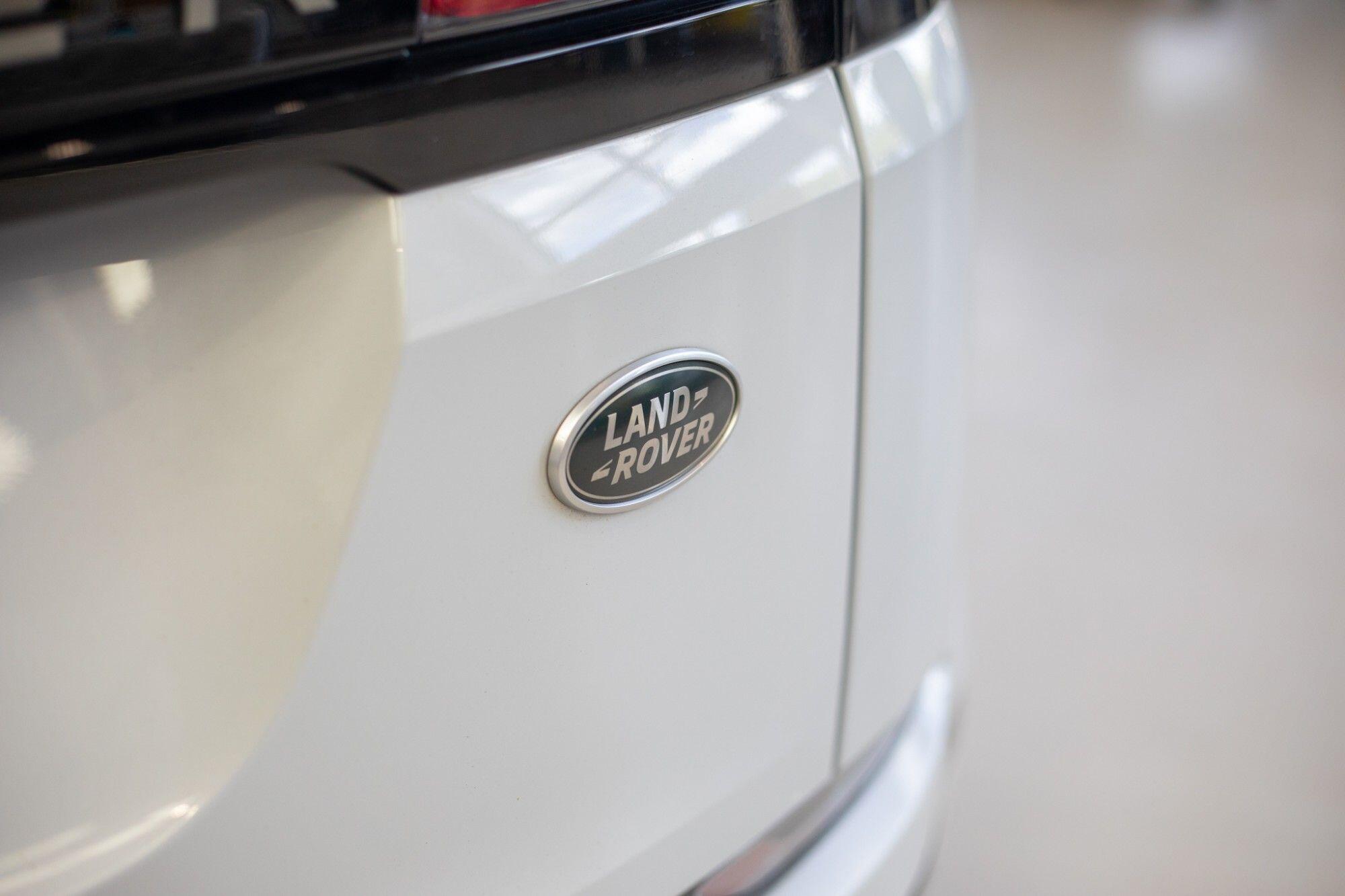 Land Rover Range Rover Evoque view 8