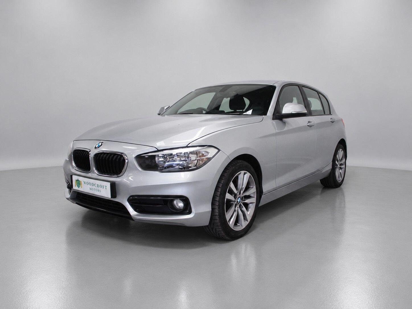 BMW 1 Series view 2