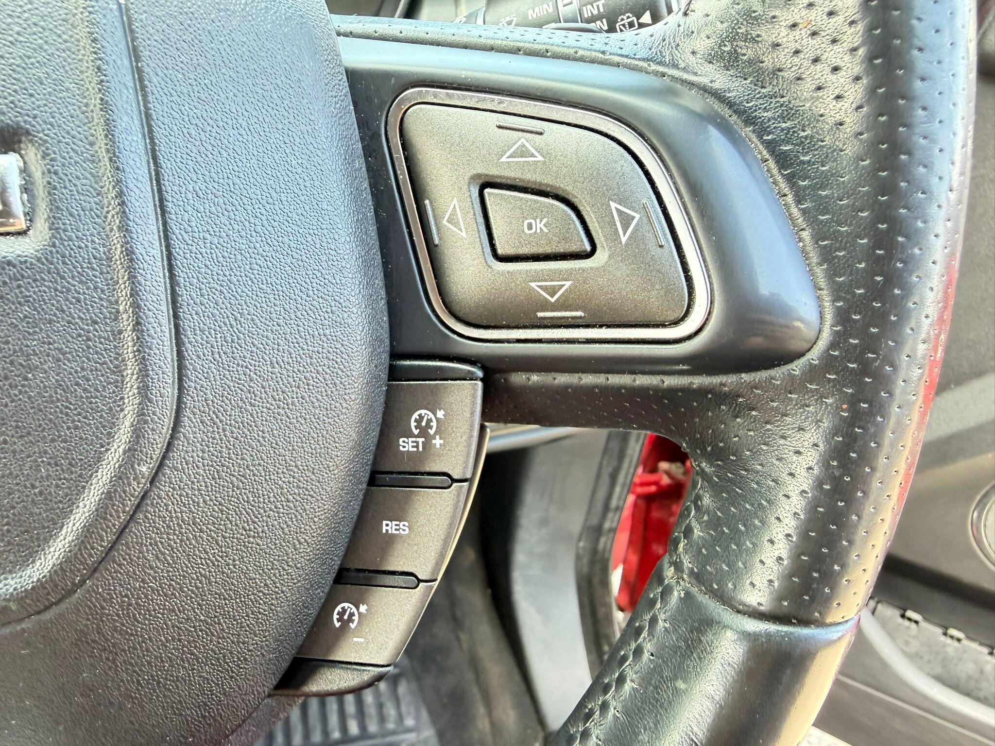 Land Rover Range Rover Evoque view 23