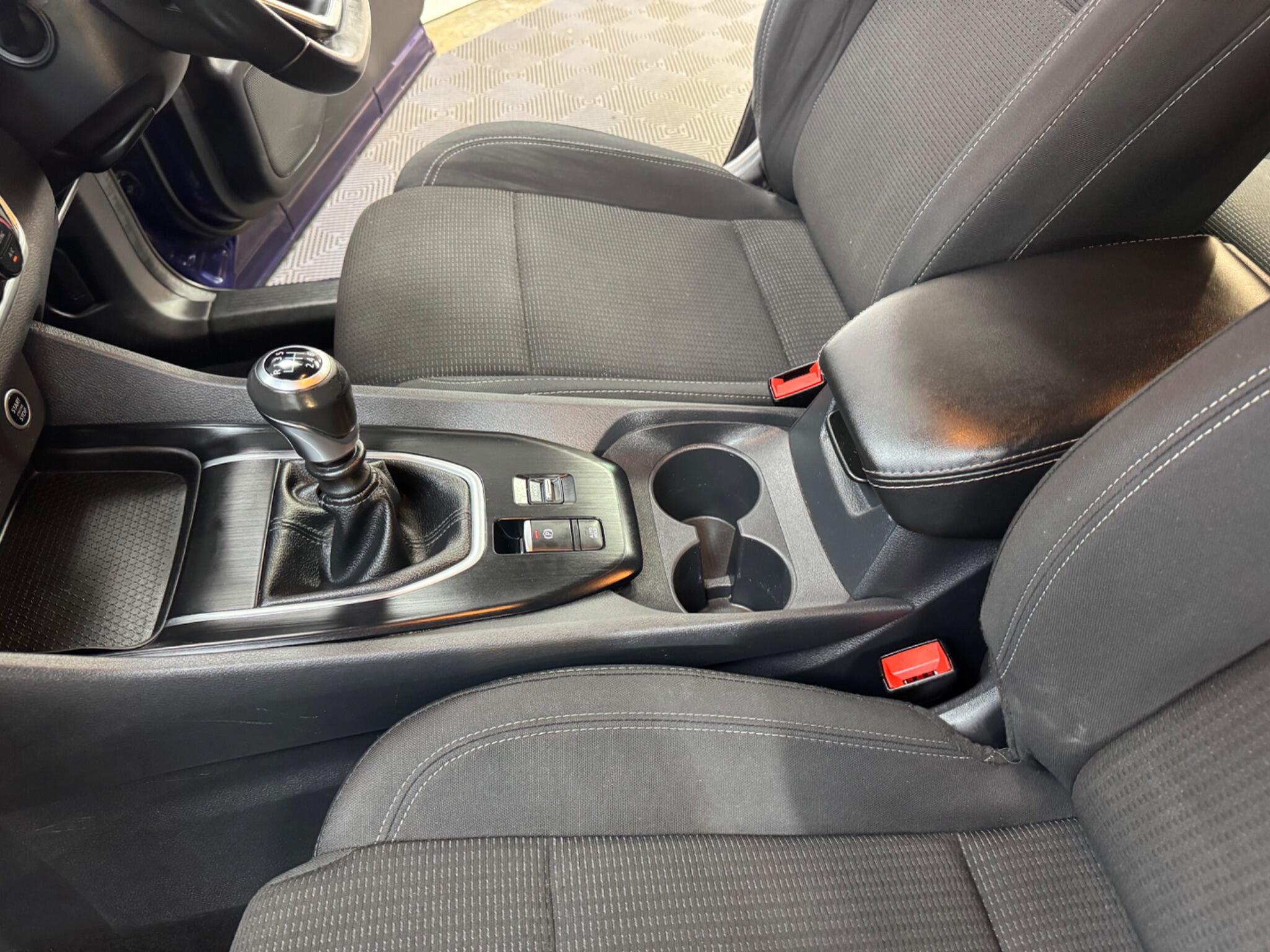 Nissan Qashqai view 50