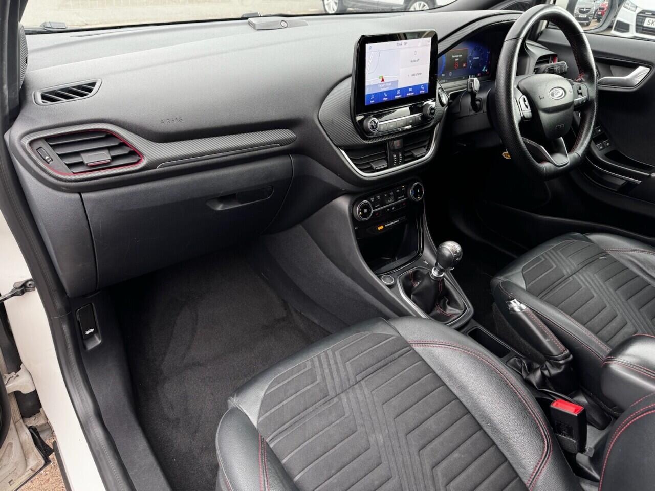 Ford Puma view 3