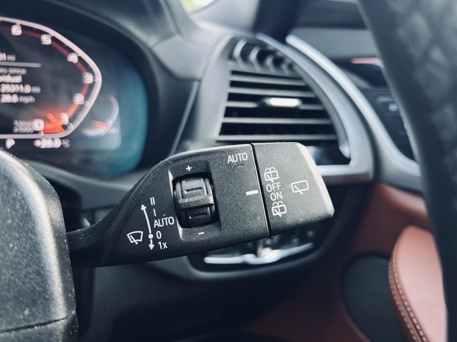 BMW X3 view 31