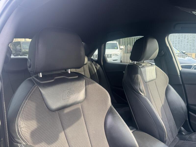 Audi A4 view 56