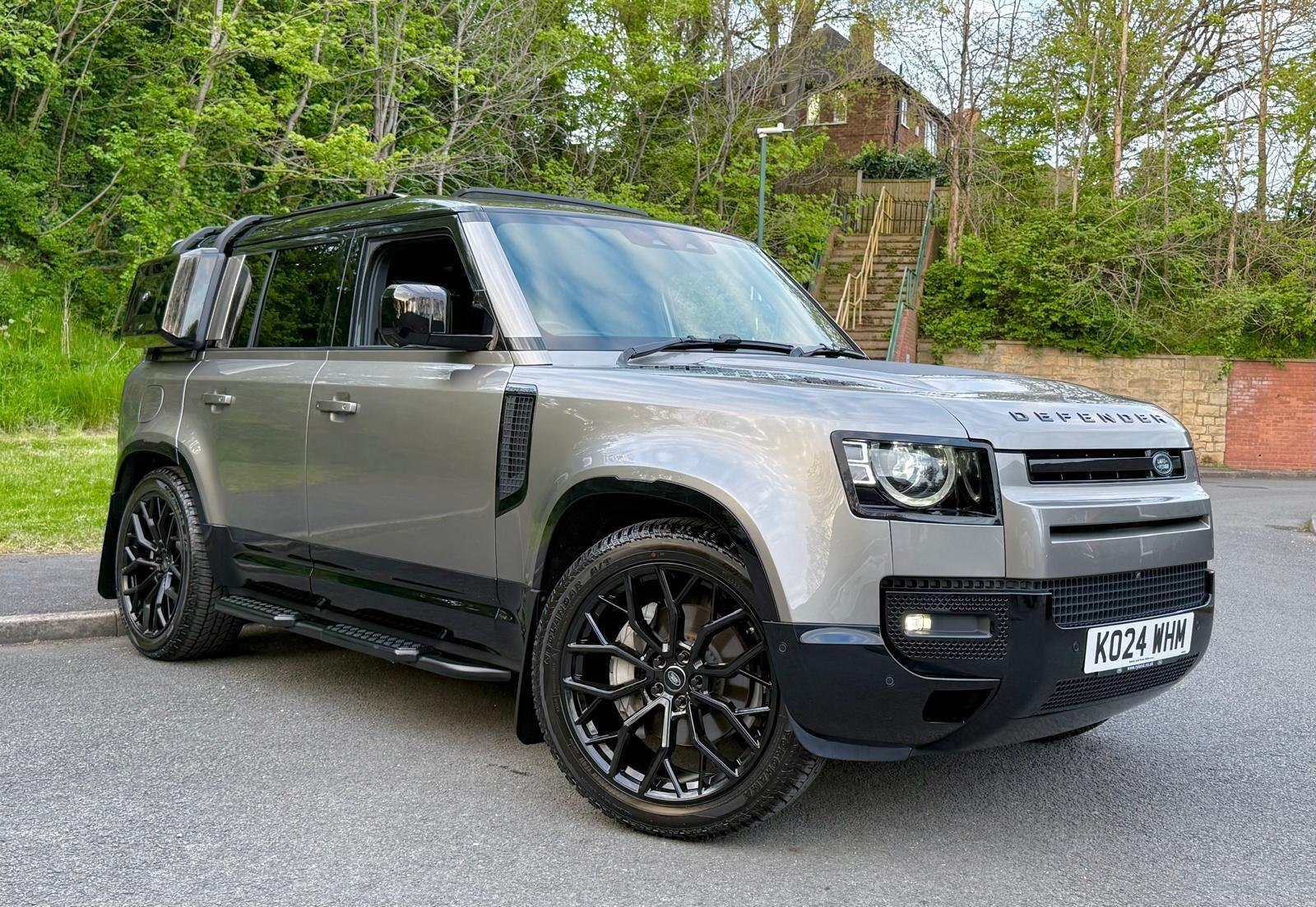 Land Rover Defender view 10