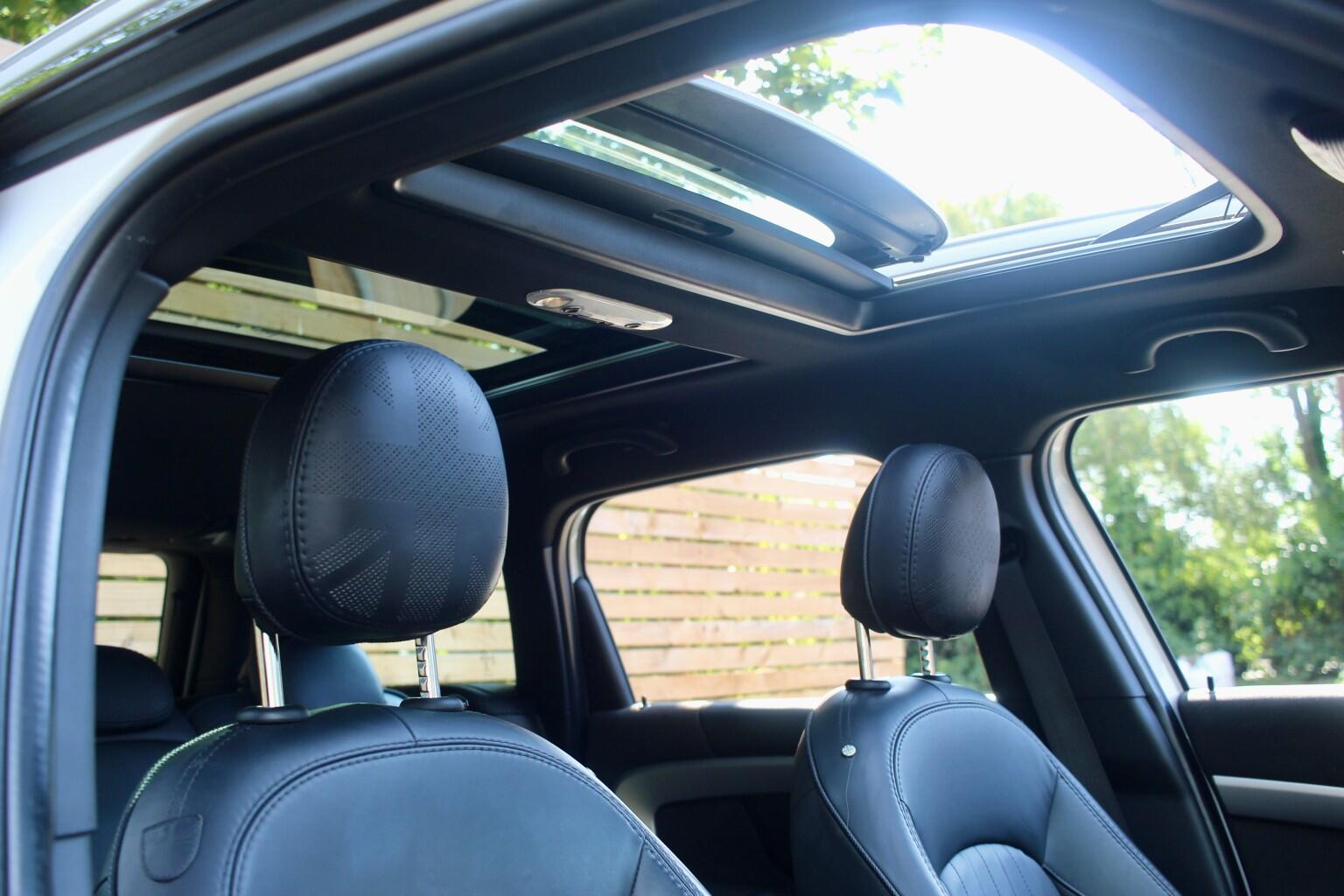 Mini Countryman view 8
