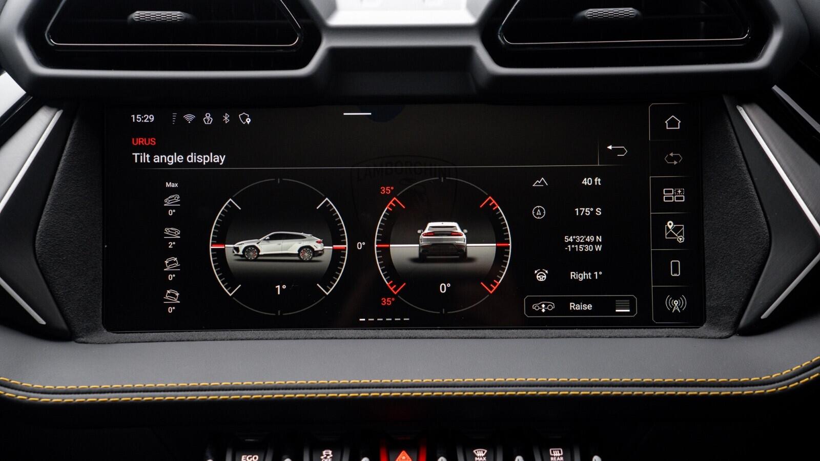 Lamborghini Urus view 18