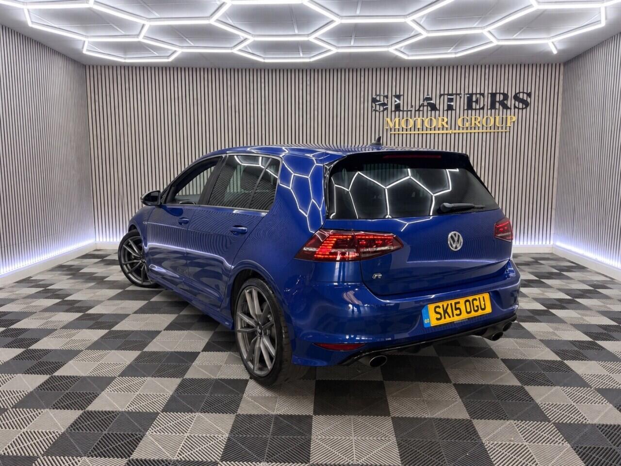 Volkswagen Golf view 34