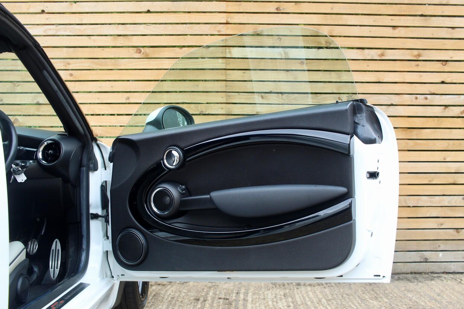 Mini Roadster view 25