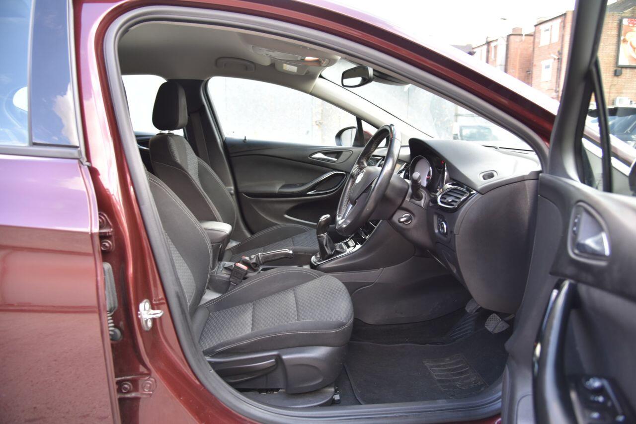 Vauxhall Astra view 20