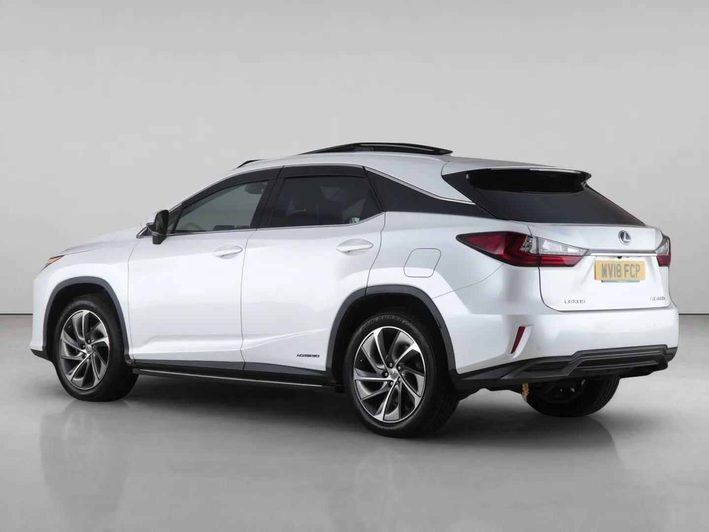 Lexus RX view 8