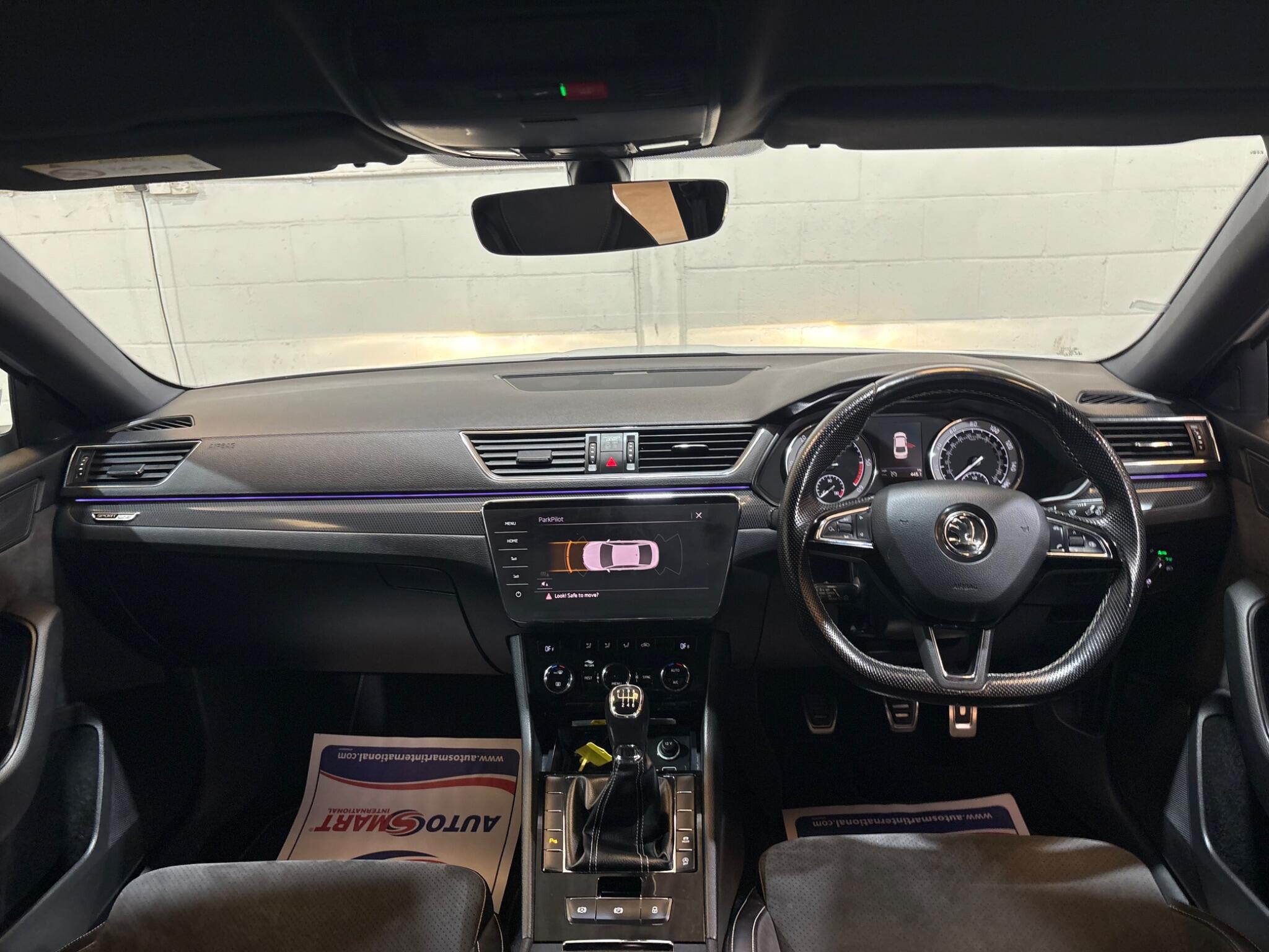 Skoda Superb view 19