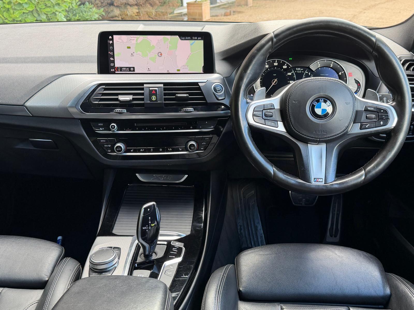 BMW X3 view 10