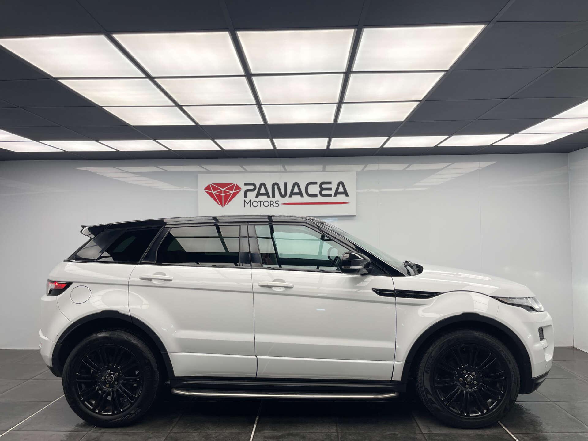 Land Rover Range Rover Evoque view 2
