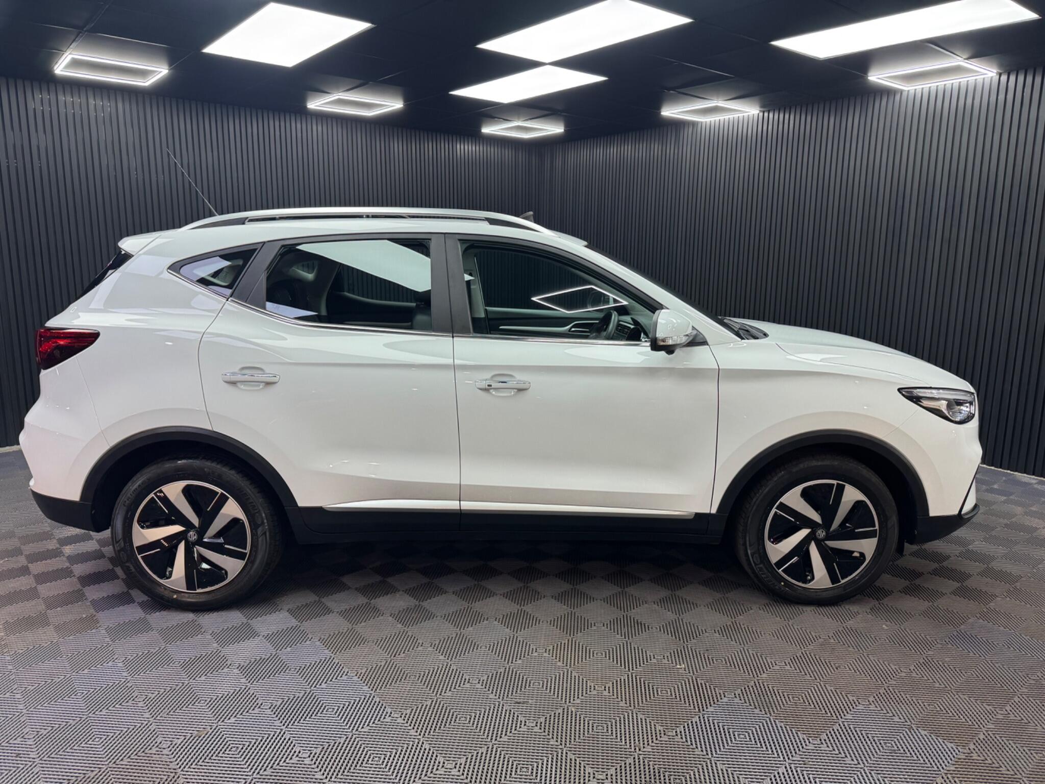 MG ZS view 2