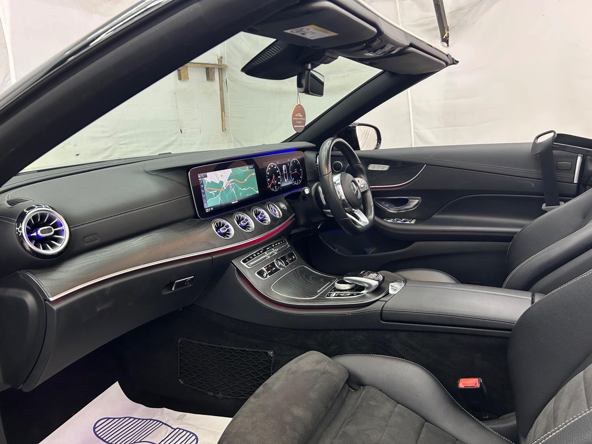 Mercedes-Benz E Class view 19