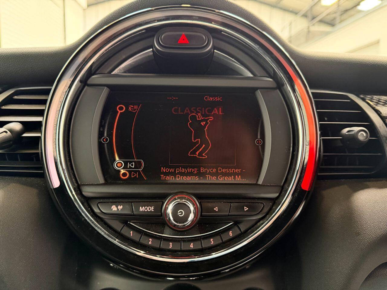 Mini Hatch view 11