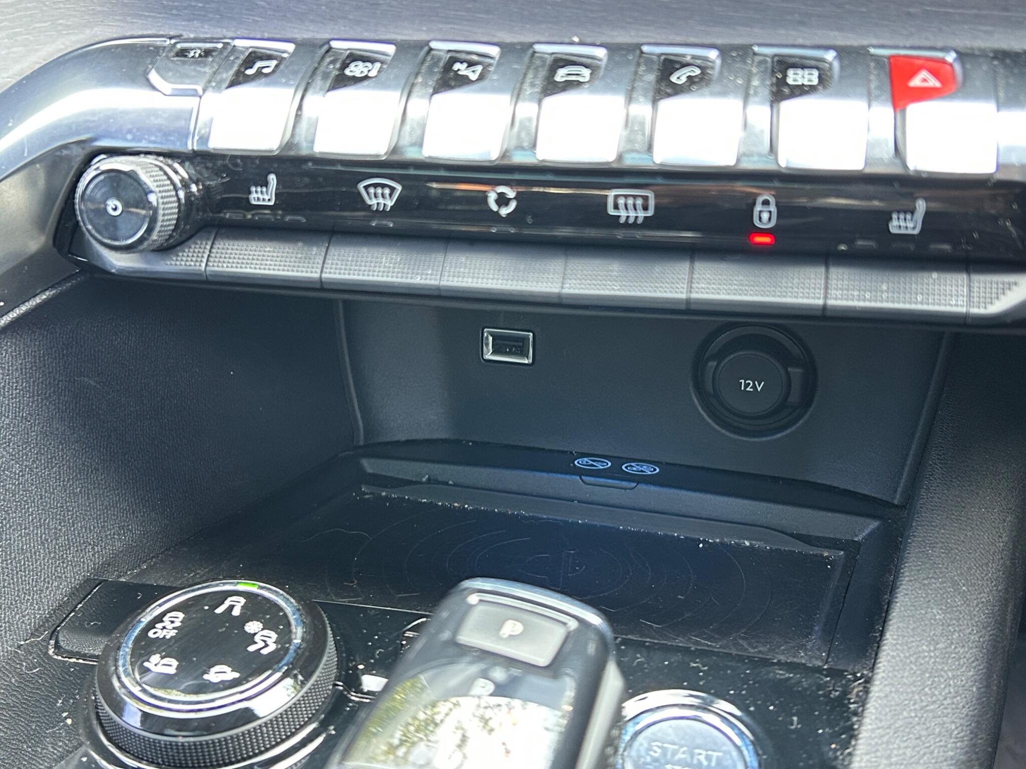 Peugeot 3008 view 26