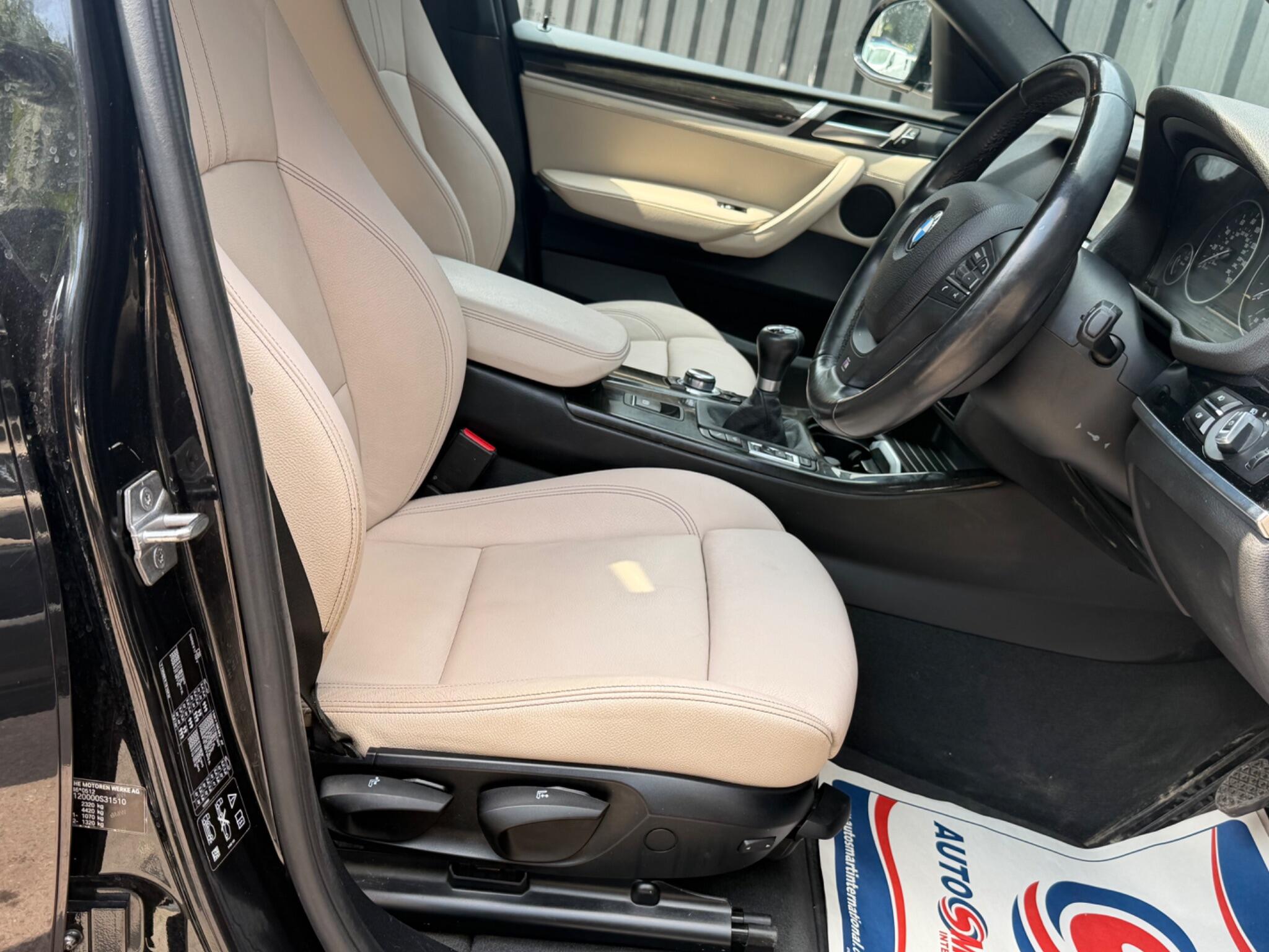 BMW X4 view 40