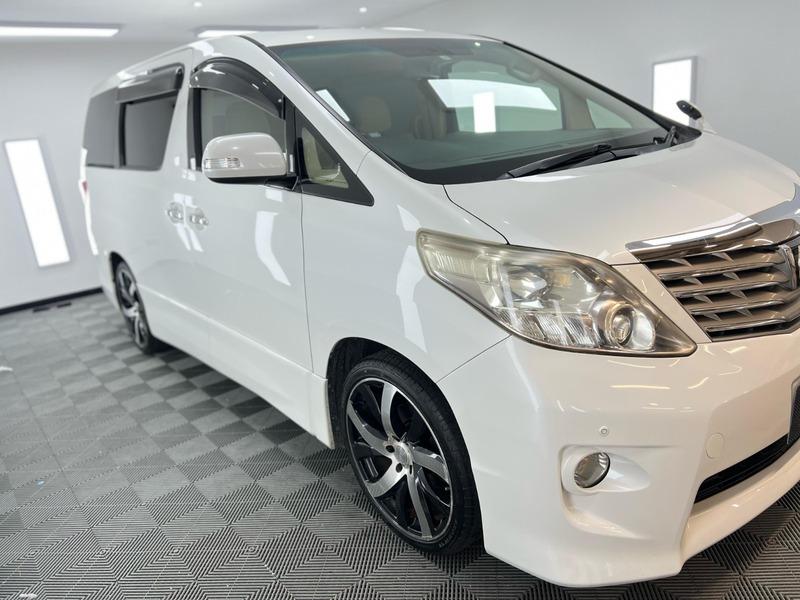 2009 Toyota Alphard image 4