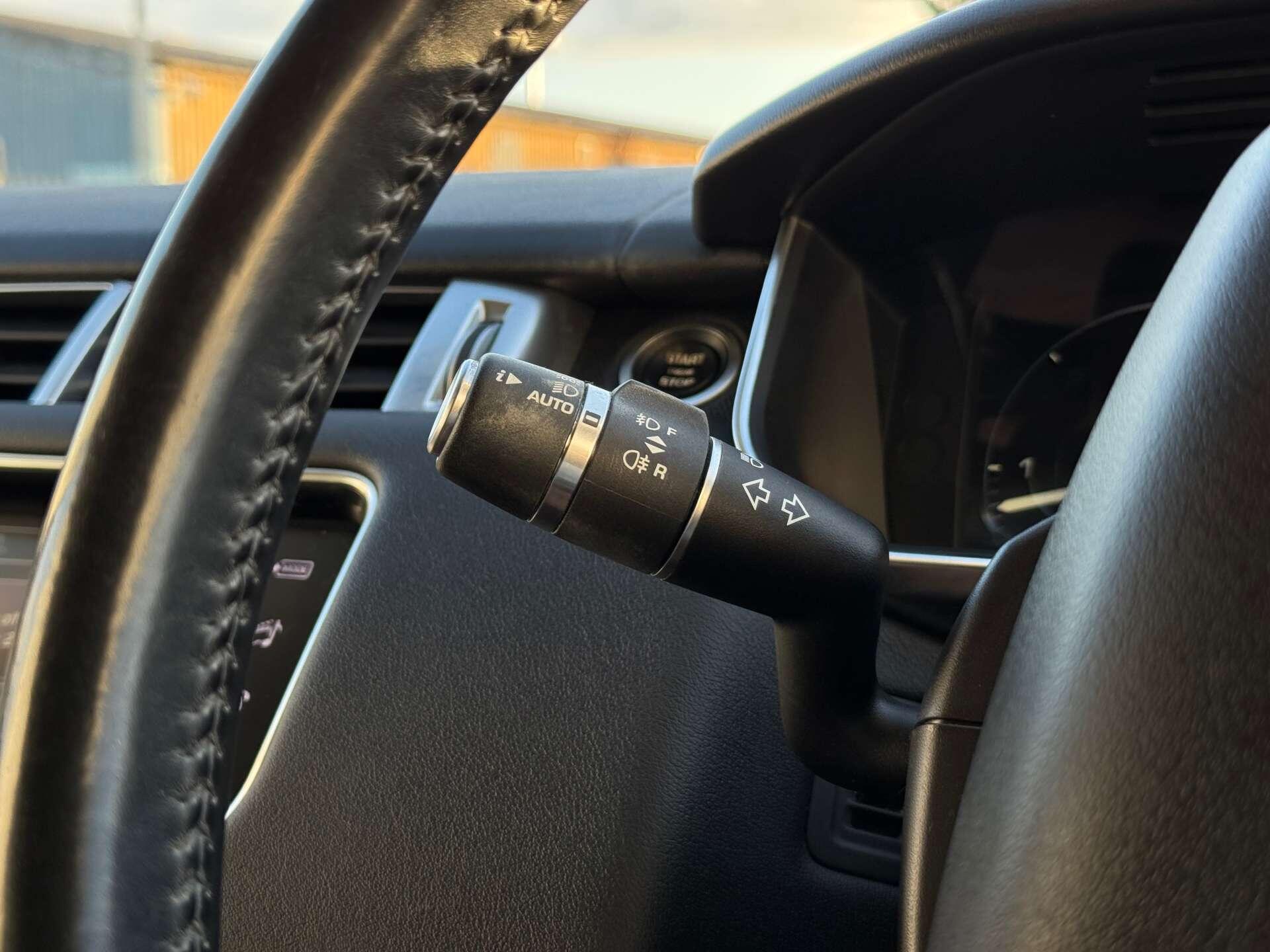 Land Rover Range Rover Sport view 28