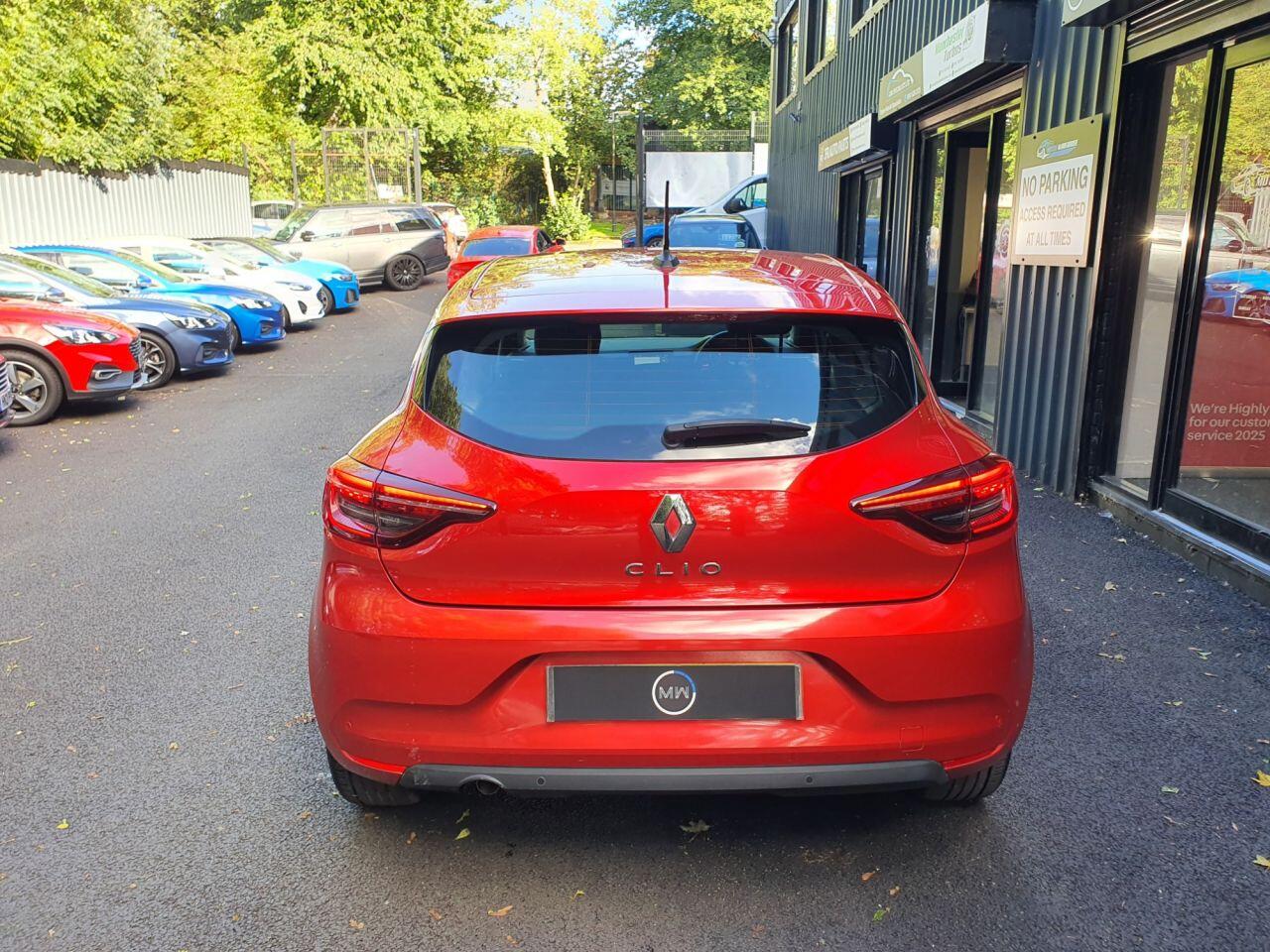 Renault Clio view 5