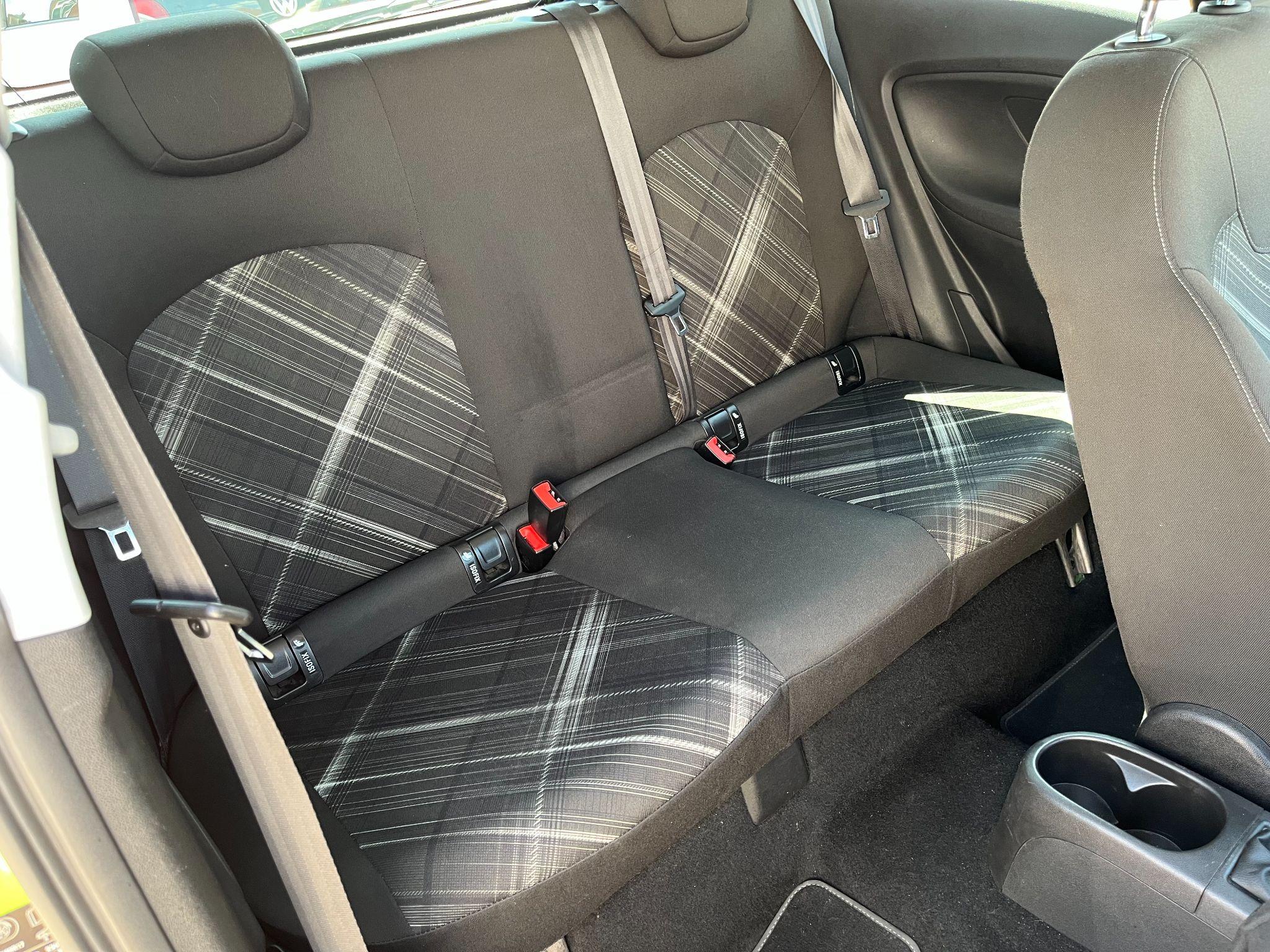 Vauxhall Corsa view 17