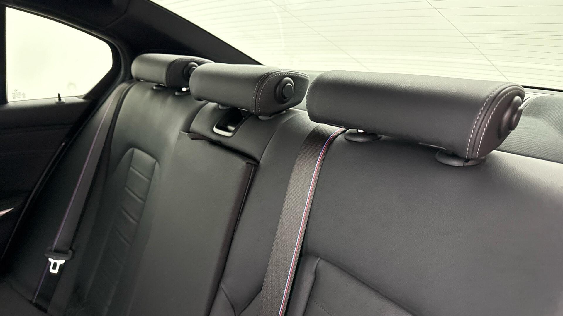BMW 3 Series view 12