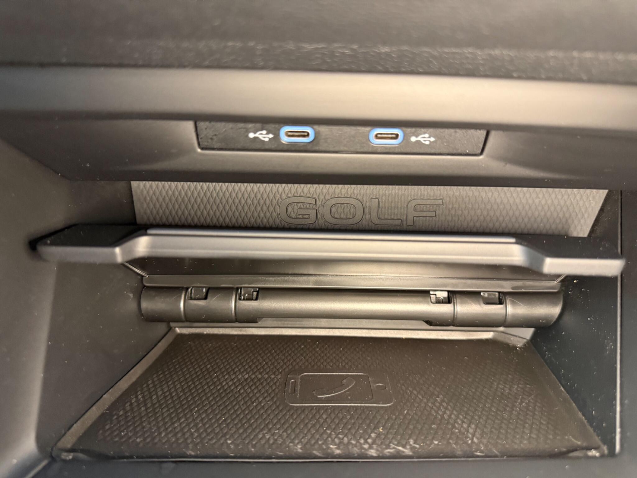 Volkswagen Golf view 30