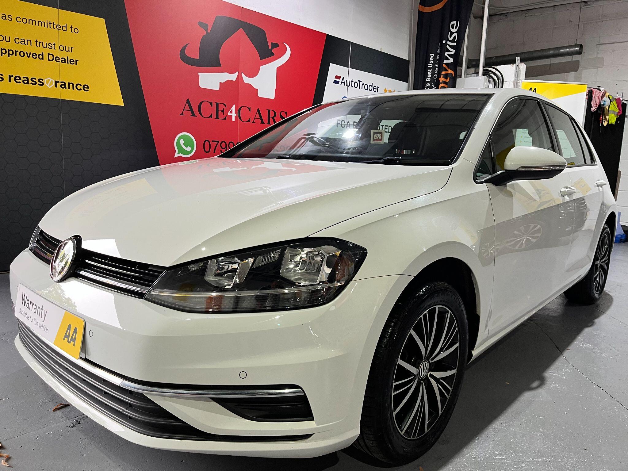 Volkswagen Golf view 5